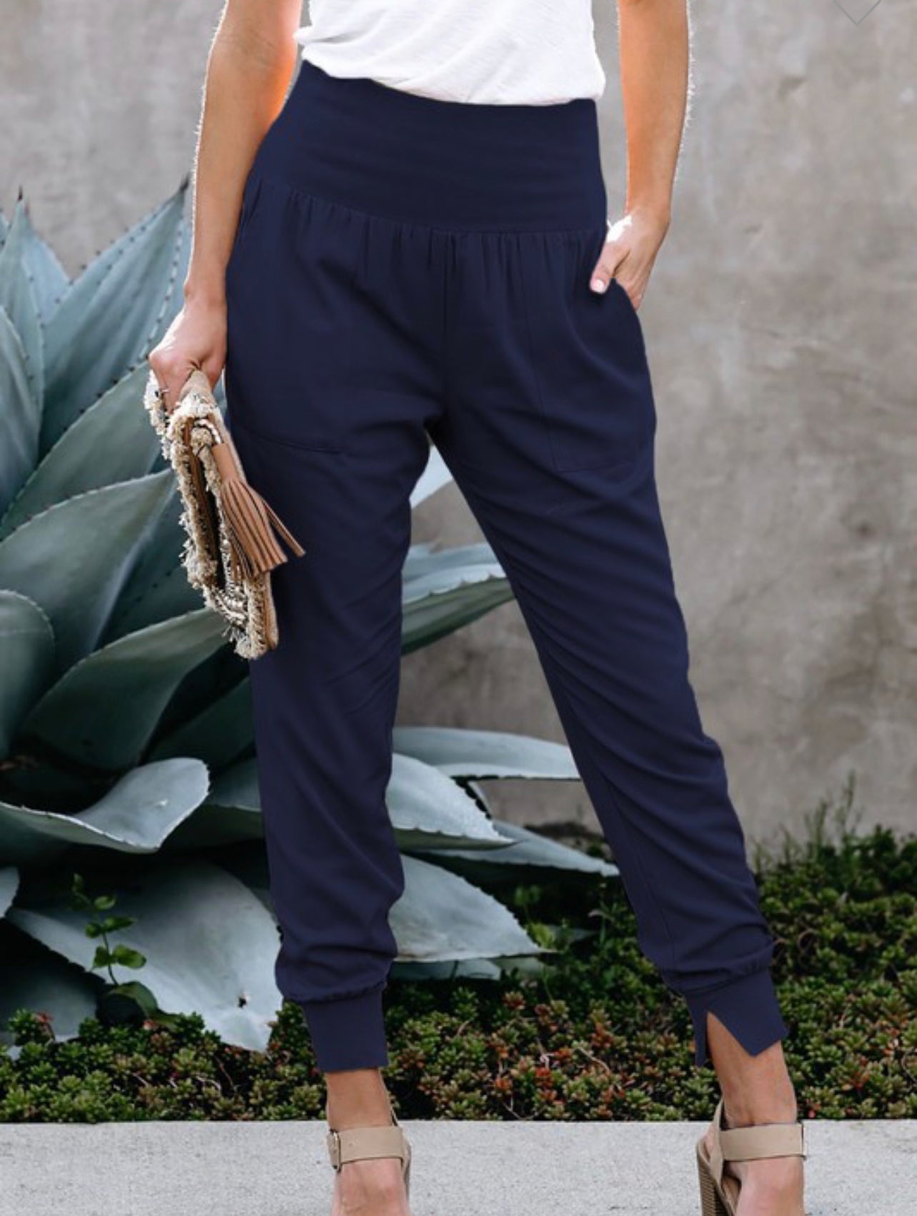 9 to 5, joggers in Multiple Colors
